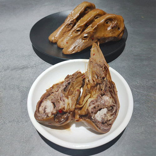 清真卤味麻辣鸭头宿舍解馋