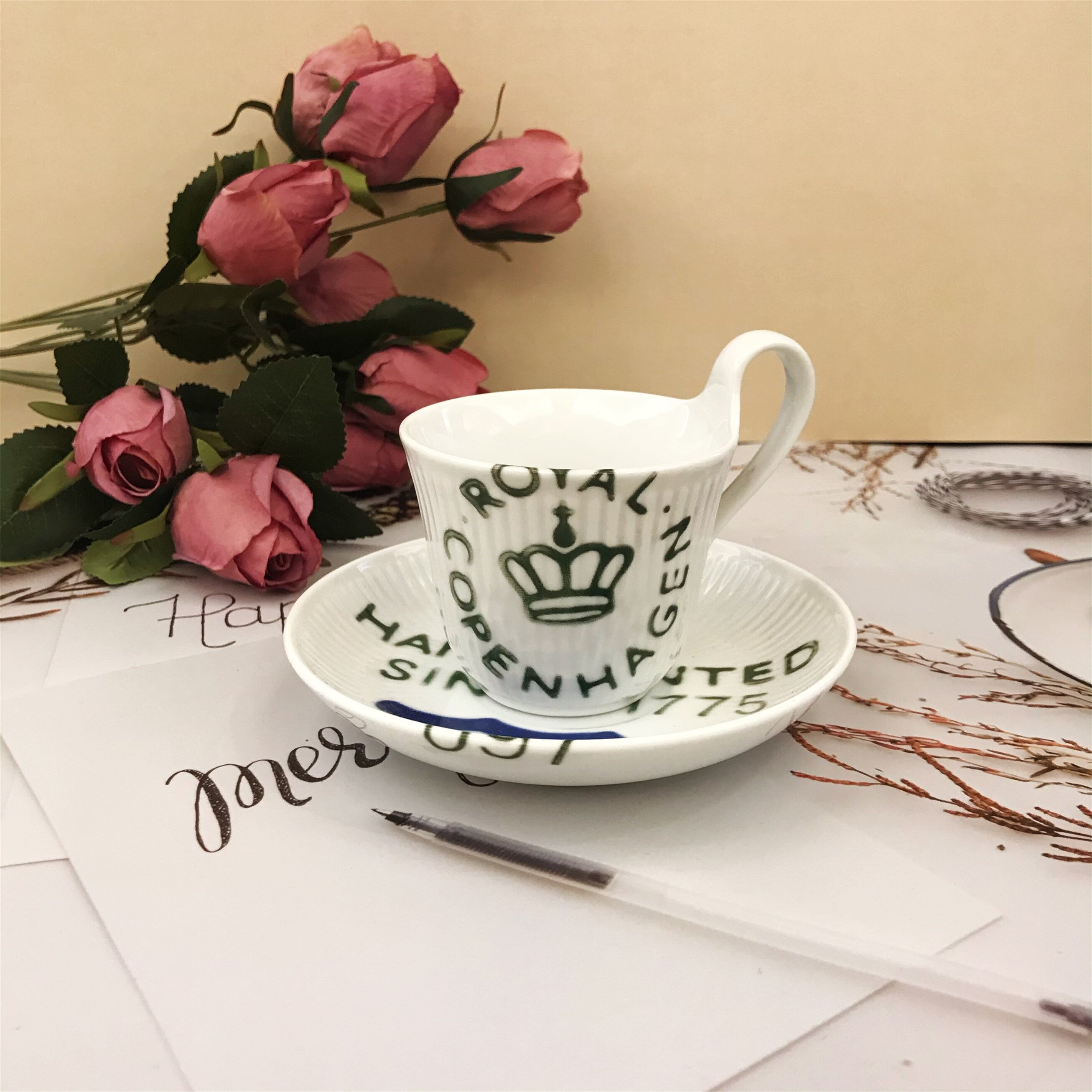 丹麦皇家哥本哈根ROYAL COPENHAGEN陶瓷绿色字母咖啡杯