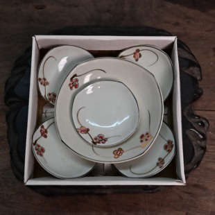 日本回流花卉瓷碟6件套