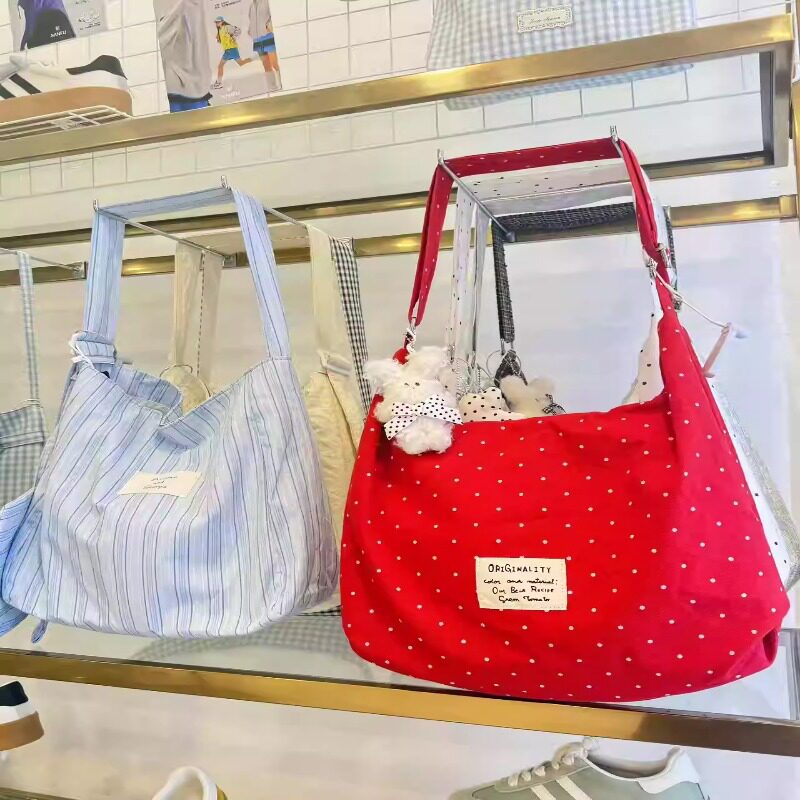 韩系小众波点帆布包2025新款大容量单肩包高级感通勤托特斜挎包