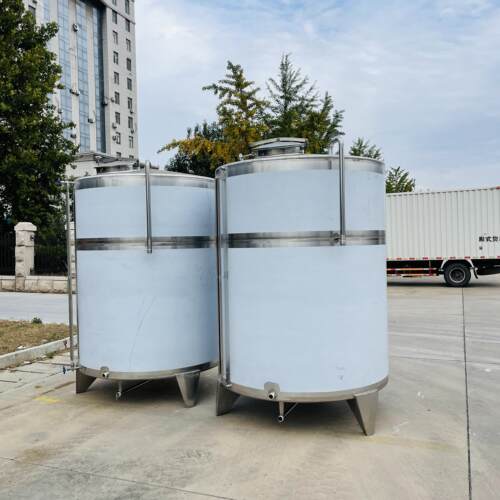 304酒罐不锈钢大容量储油罐食用油罐1000斤1吨发酵罐酱油果酒罐