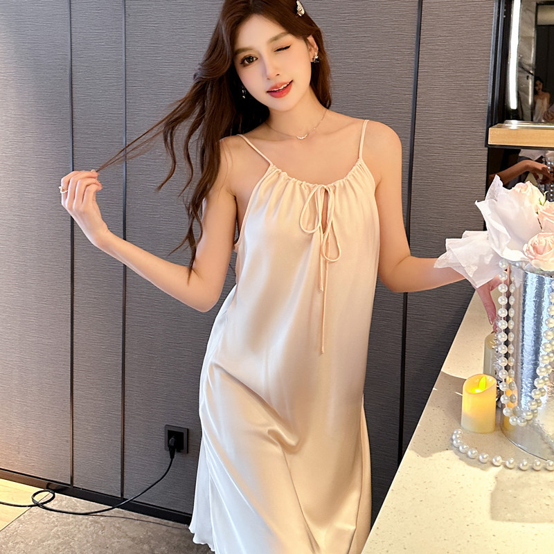 春夏季性感薄款丝绸吊带睡裙纯欲风露背小背心冰丝家居服睡衣
