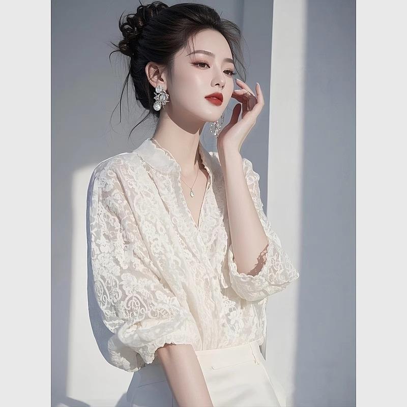 BLLOUKE今年流行超好看白色蕾丝衬衫女2025春季新款法式气质漂亮