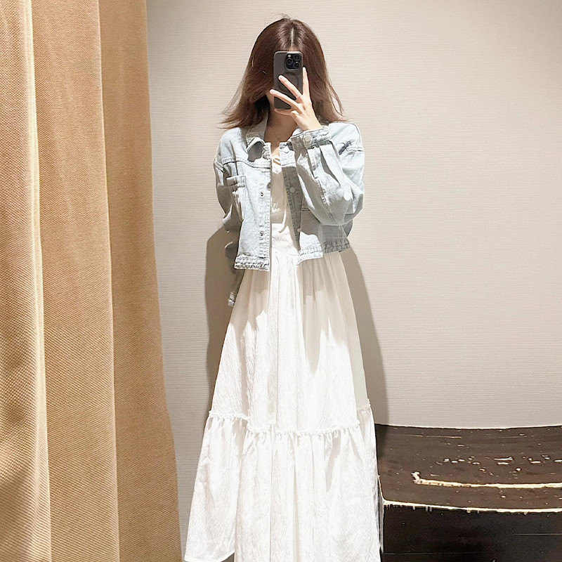 小个子气质穿搭白色吊带洋装子女装夏季2025新款清纯系收腰长裙