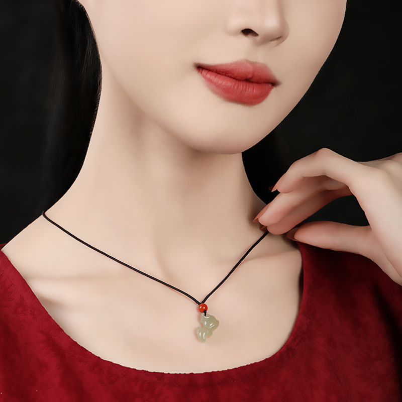 若慕男女和田玉轻奢小众吊坠生肖