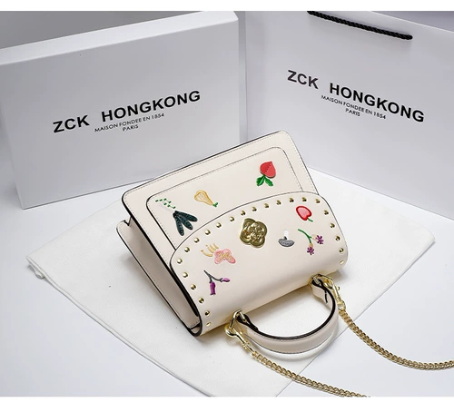 Рюкзак, сумка, изысканный стиль, популярно в интернете, с вышивкой