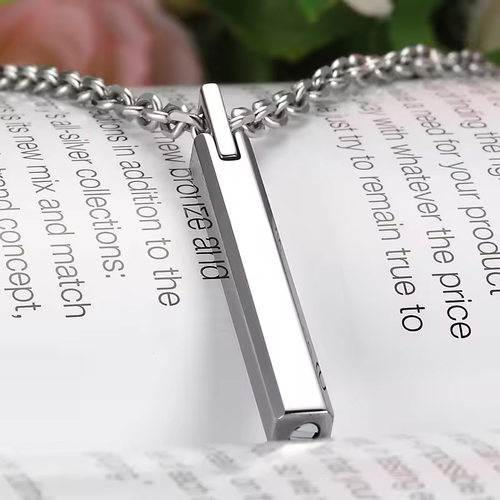 百年家事殡葬厂家新款欧美不锈钢宠物骨灰盒吊坠男士亮面长方形项