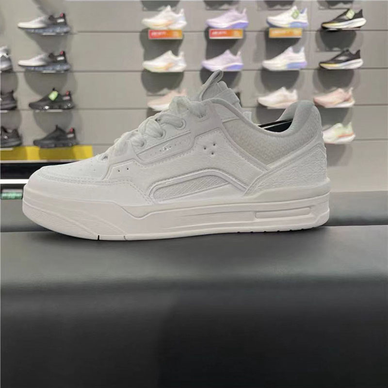 安踏骜杰防滑耐磨运动休闲跑鞋