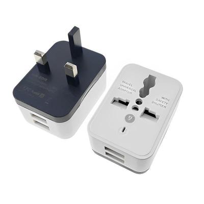 一转二三英标万用转换插头双USB 5V 2A 1500W香港澳门用