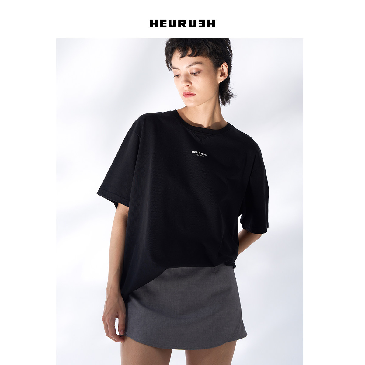 Heurueh短袖简约风夏季时尚T恤