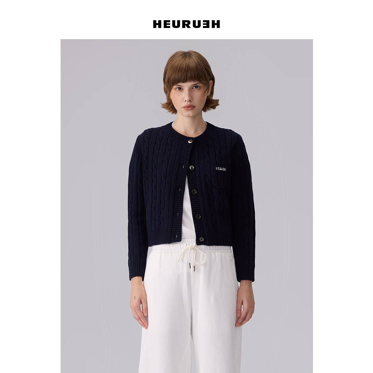 HEURUEH50%羊毛混纺圆领绞花开衫