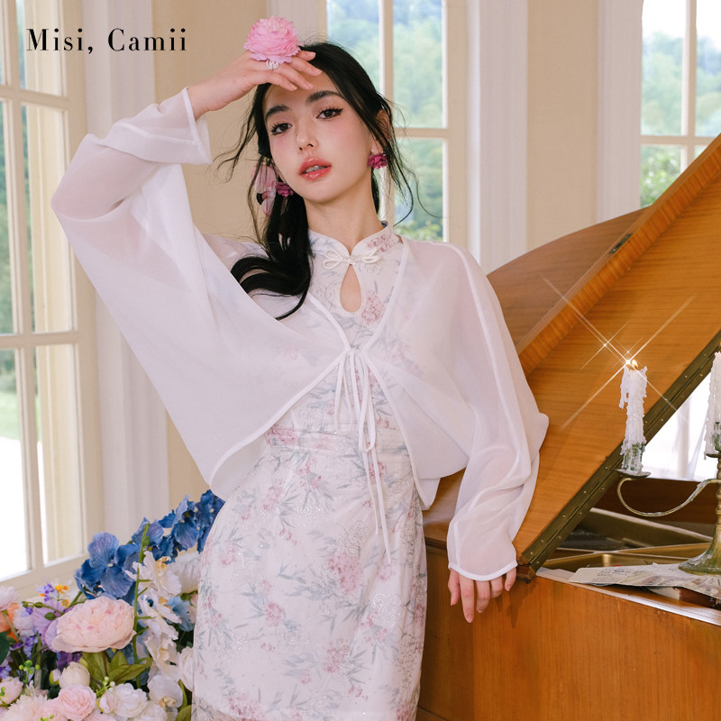 Misi.Camii2024夏季新款时尚百搭雪纺绑带蝙蝠开衫小披肩裙子搭配