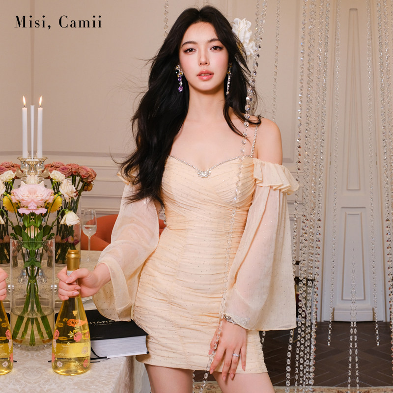 Misi.Camii烫钻露肩拉褶连衣裙