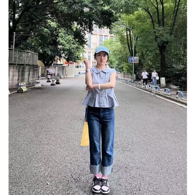 蓝色小个子梨形卷裤腿阔腿牛仔裤