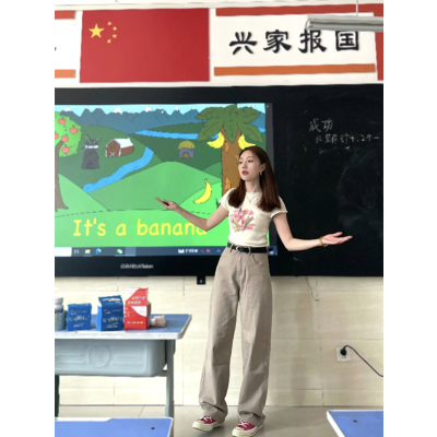 宽松阔腿，休闲舒适，潮流时尚