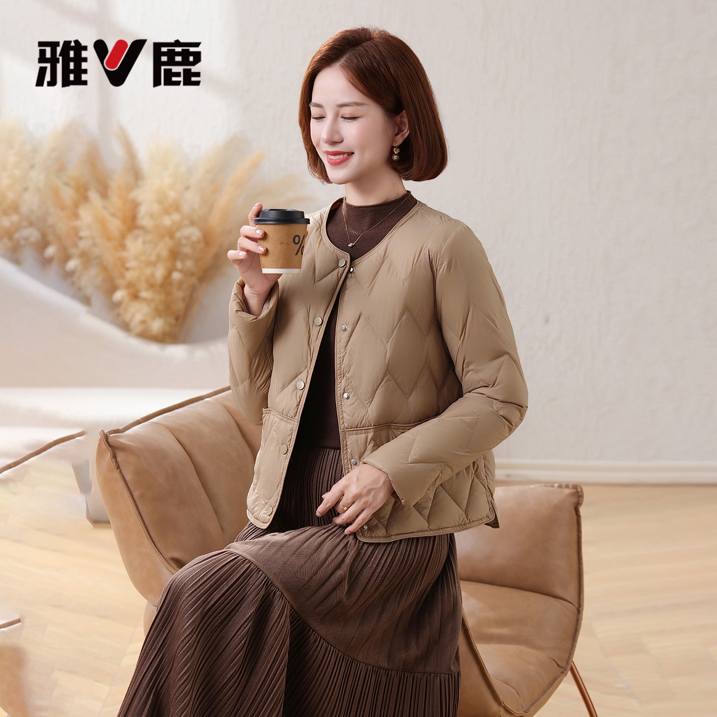 雅鹿中老年妈妈装轻薄羽绒服