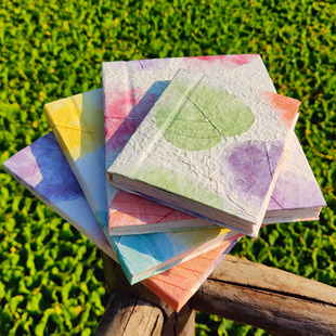 云南东巴纸本子手工本成人日记本高颜值小众旅游记事本女孩手帐本