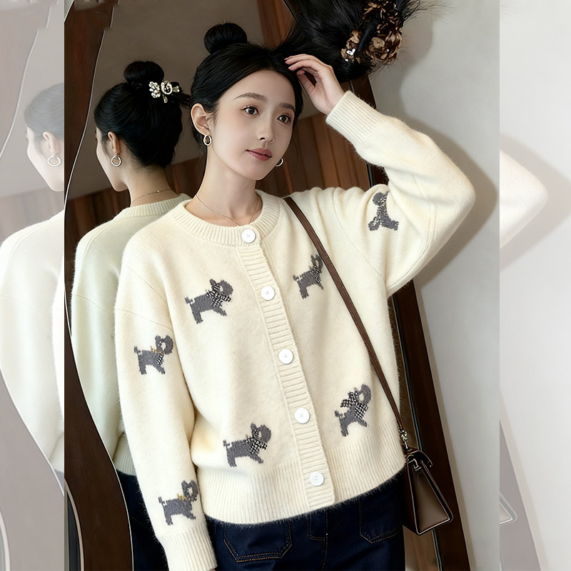 JOYIASS韩版时尚小狗印花单排扣毛衣开衫女秋冬新款小众不撞款针