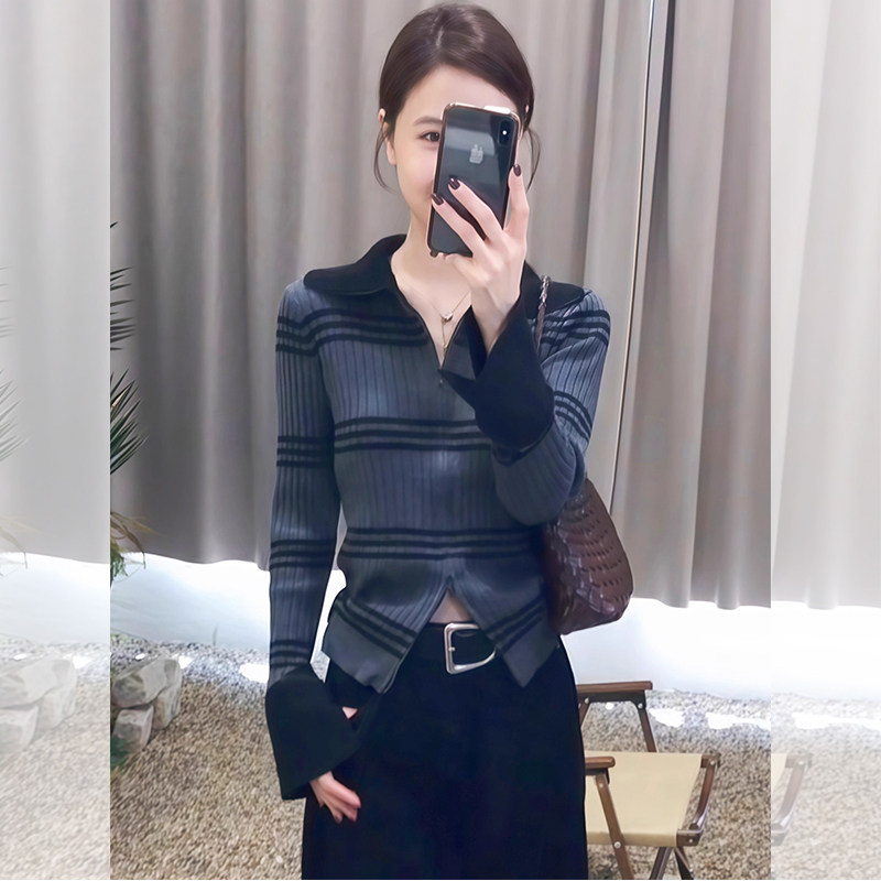 ROUMIKL撞色条纹翻领开叉针织衫长袖女秋季新款小个子洋气内搭打