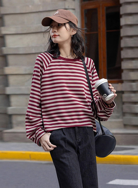 ROUMIKL慵懒风红色条纹拼接圆领长袖T恤女2025新款早秋洋气套头单