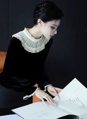 ROUMIKL巨好看黑色荷叶边拼接丝绒衬衫女秋冬2025年新款端庄大气