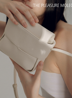 the pleasure molecule新品盒子包牛皮原创设计可调节斜挎单肩包