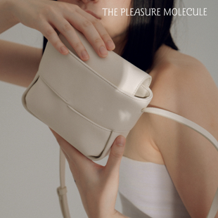 the pleasure molecule新品盒子包牛皮原创设计可调节斜挎单肩包