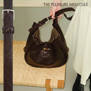 the pleasure molecule麦穗流浪包大容量头层植鞣牛皮单肩斜挎