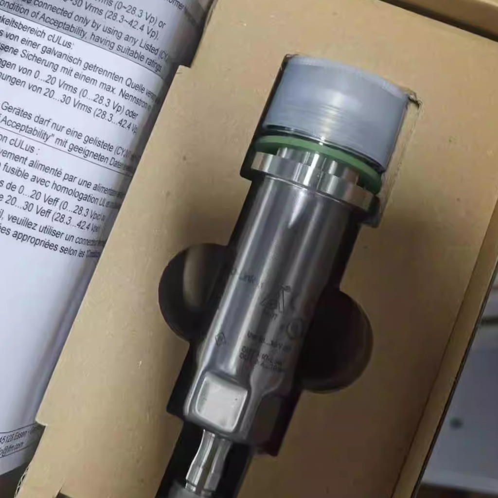 假一罚十 IFM PM1602 PM1603 PM1604 PM1607 PM1608压力传感器