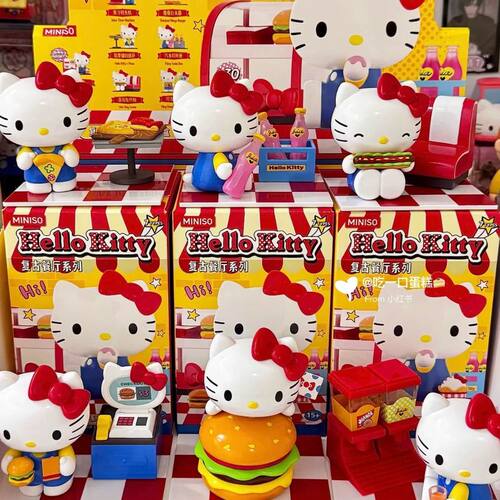 新品名创优品HelloKitty复古餐厅