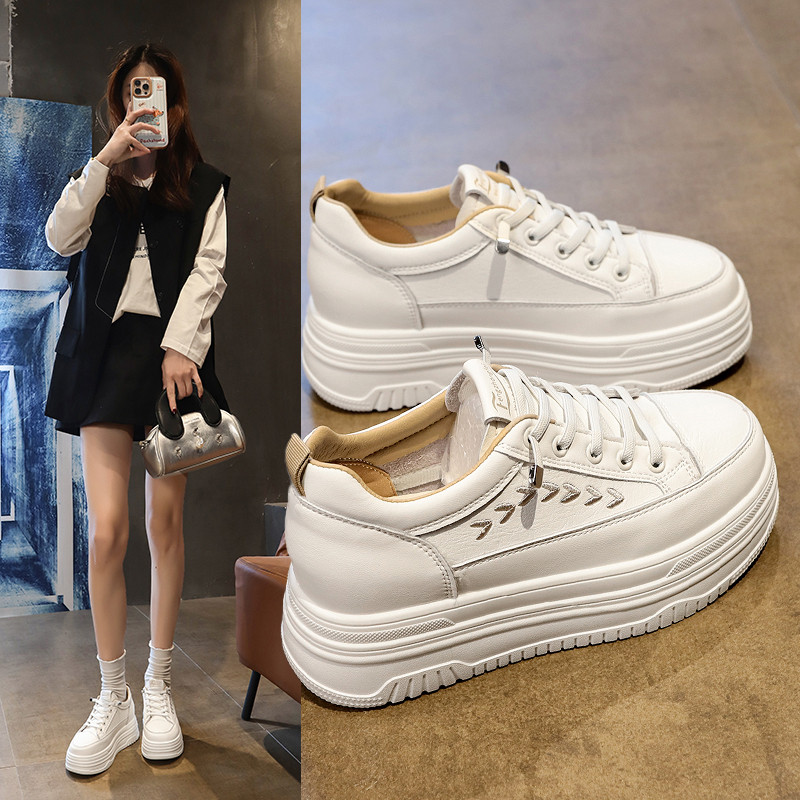 爆款厚底小白鞋女2026春季新款休闲鞋女时尚百搭轻便增高松糕鞋女,女鞋,时尚休闲鞋,淘宝优惠券,粉丝福利购,淘宝优惠卷