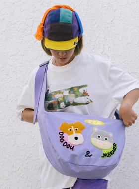 SIF MERMER原创猫狗立体刺绣绿紫色大容量运动旅行邮差袋鼠包