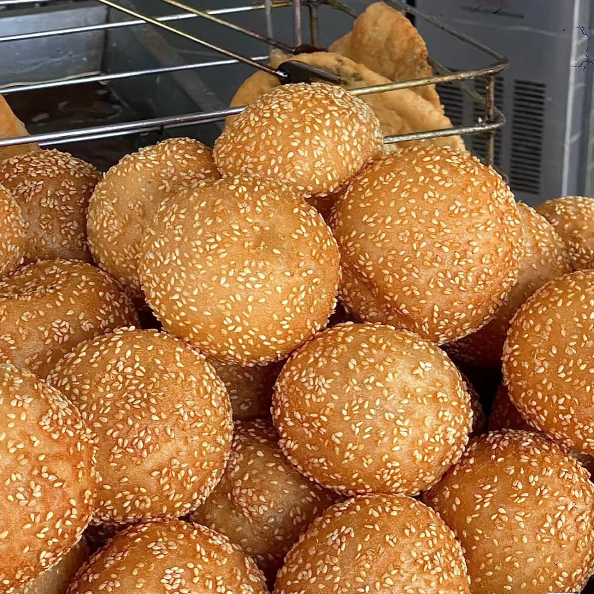 外脆里糯芝麻球醇香大个糯米团子速食早餐油条糕点小吃香甜酥脆,粮油调味/速食/干货/烘焙,包点,淘宝优惠券,粉丝福利购,淘宝优惠卷