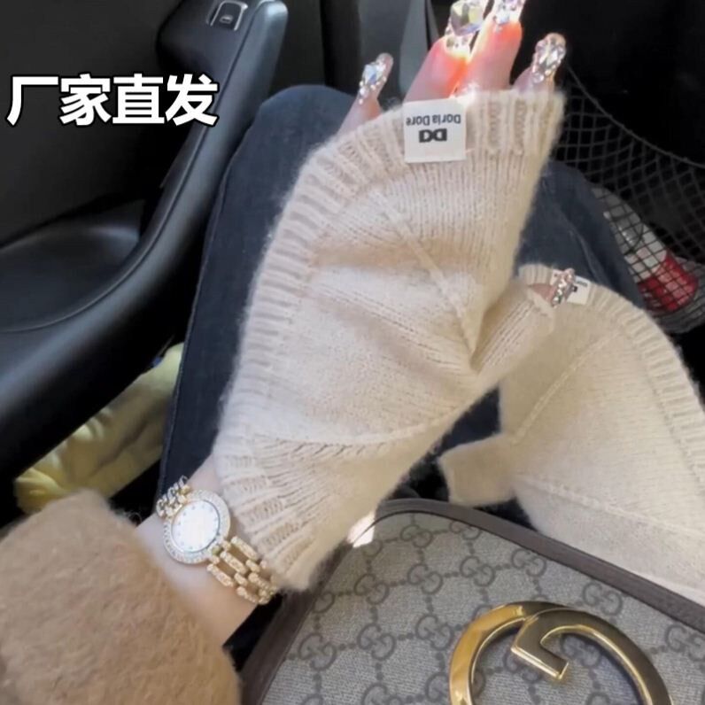高级感贝壳半指手套针织仿羊绒冬季露指美甲半截手套开车保暖学生