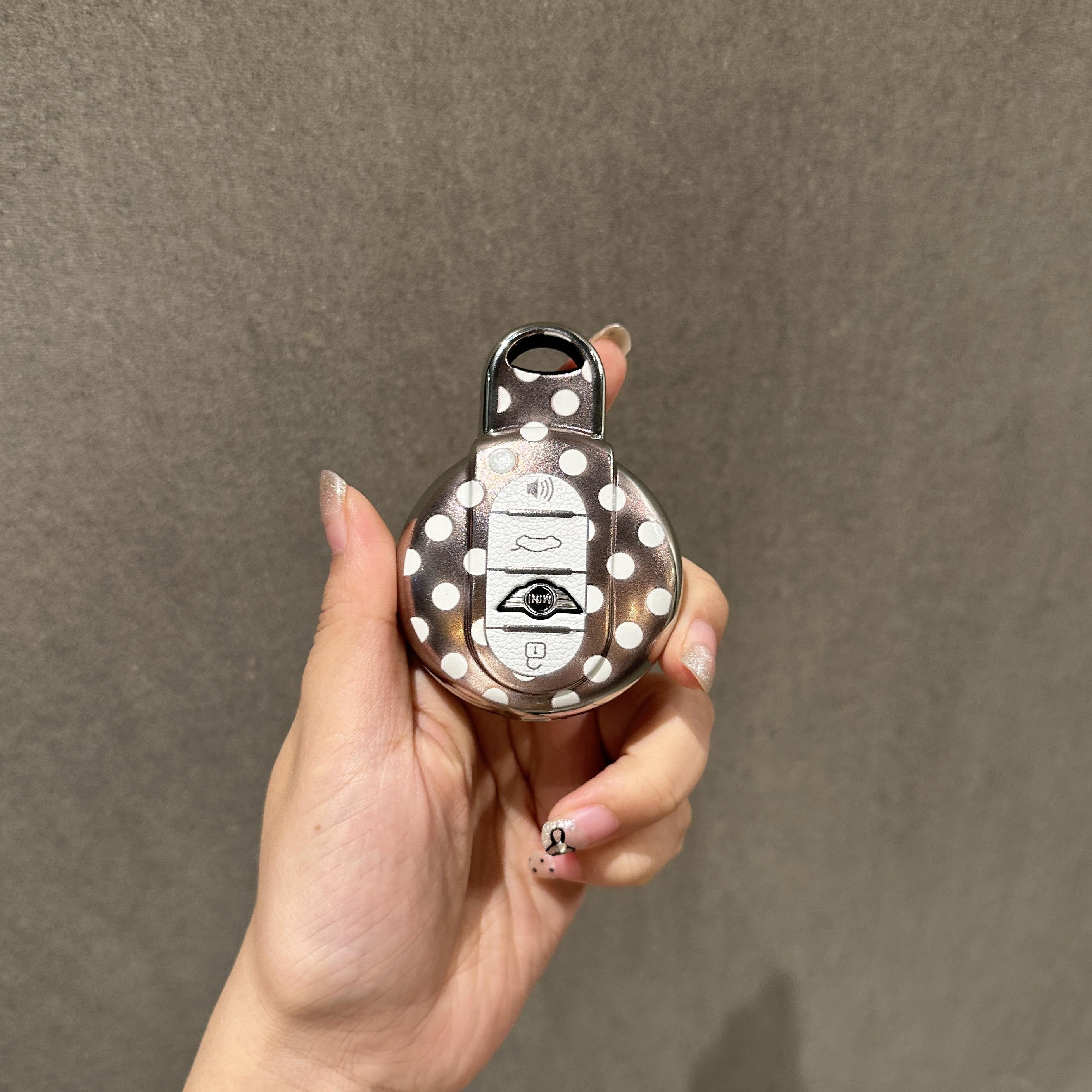 适用宝马mini钥匙套countryman cooper钥匙包f54f55f56迷你壳扣女