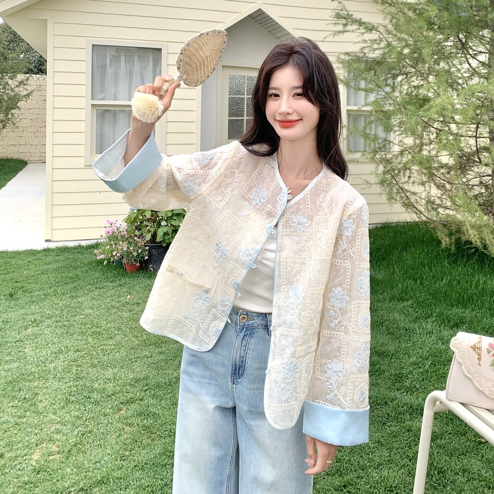 米白色蕾丝刺绣印花轻薄防晒衣女夏季新款显瘦小个子新中式短外套,女装短外套,浙宝176（原073）