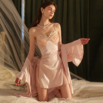 夏何夕性感纯欲蕾丝镂空吊带睡裙