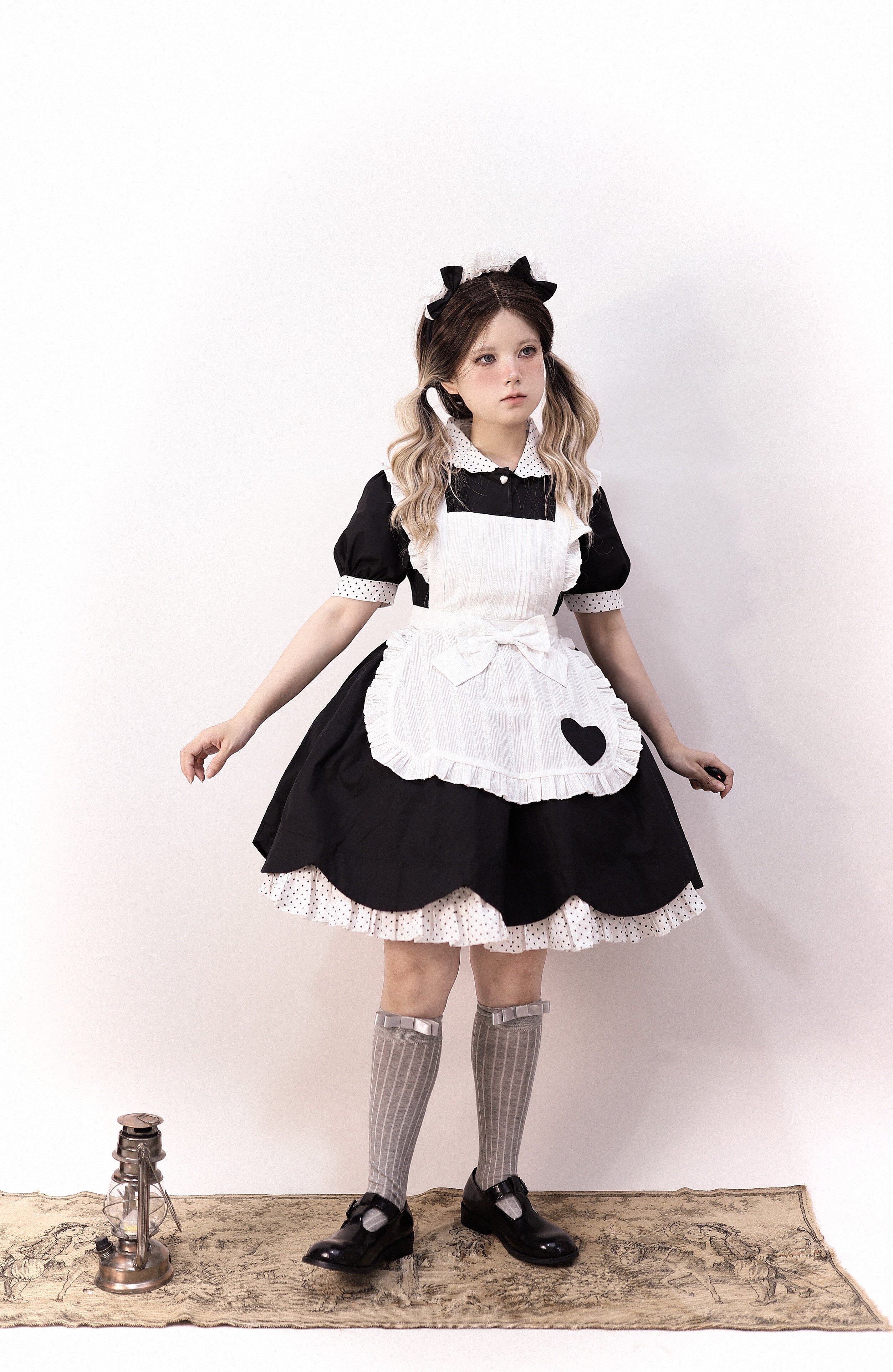 【现货】泡泡奶壶* 波点花瓣裙摆女仆风Lolita