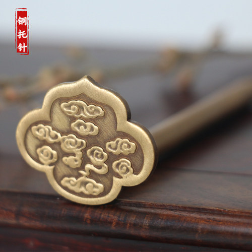 纯黄铜挂钩牌匾托中式仿钉子十字绣装饰字书画框云托铜钉固定挂钩