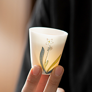 xyt老师傅手绘功夫茶杯品茗杯猪油白瓷闻香杯手工陶瓷主人杯单杯