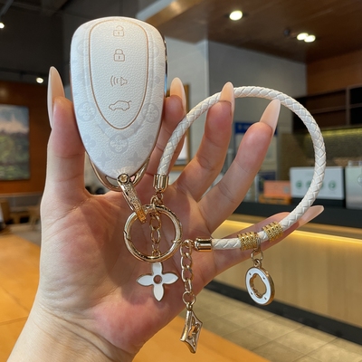 魏牌蓝山钥匙套专用2025新款高山摩卡WEY魏派DHT-PHEV汽车壳扣包