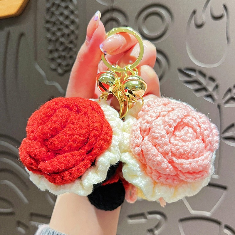 新款毛绒钩织手捧花钥匙扣仿真花