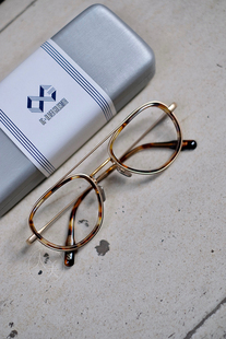 日本OLIVERGOLDSMITH 2双梁胶圈精致轻巧板材框圆框镜框 KEY