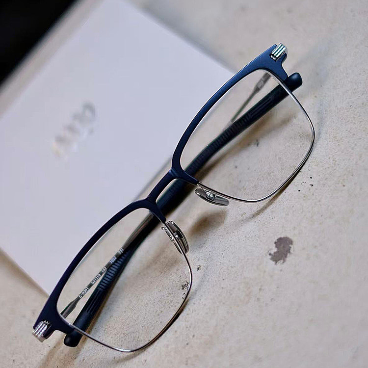 日本999.9眼镜FOURNINES