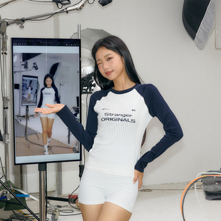 字母印花修身 棉感新疆棉圆领撞色拼接长袖 显瘦T恤女 选手T 11E