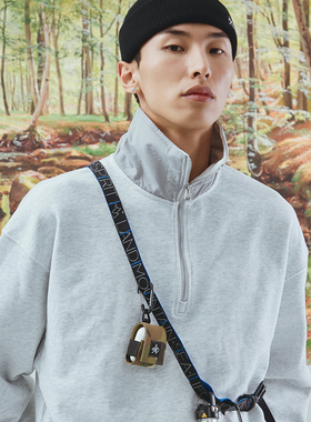 theMADHATcher「MONOGRAM」AirPods通用挂绳耳机包挂包蓝牙耳机套