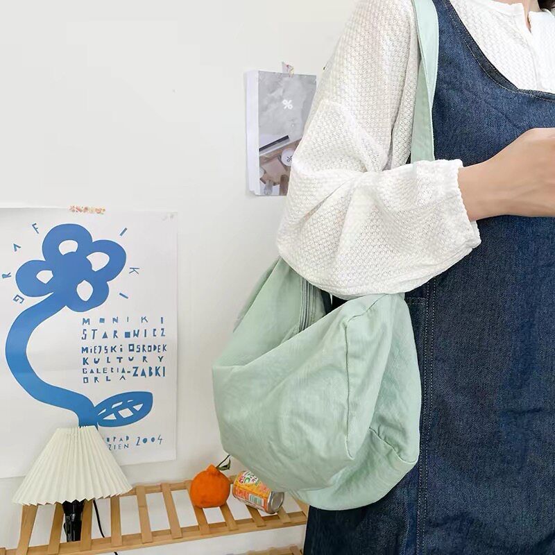 实体店同款实用经典包包