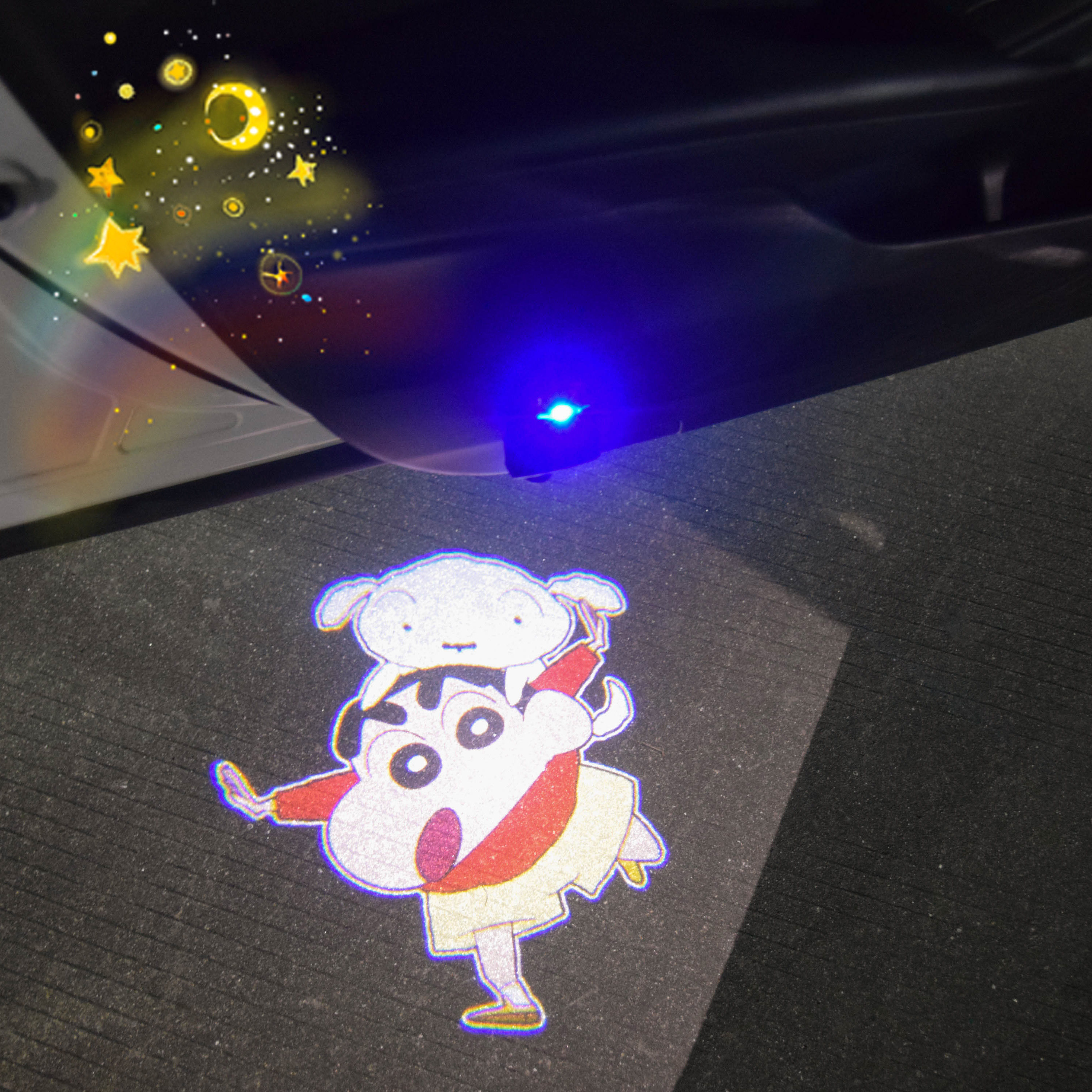 汽车卡通蜡笔小新迎宾灯