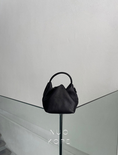 现货韩国正品小众设计师品牌2025新款百搭简约单肩斜挎手提包女包