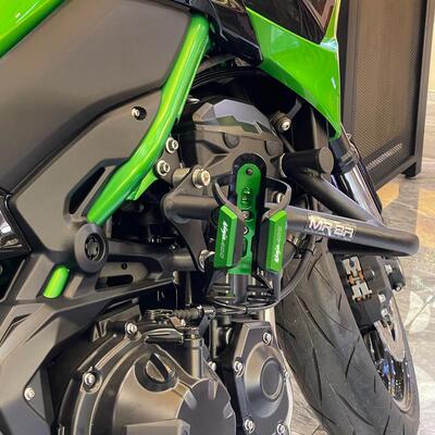 适用川崎忍者400 NINJA400 Z400摩托车铝合金改装护杠水杯壶架